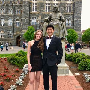 Meet your Posher, Pauline